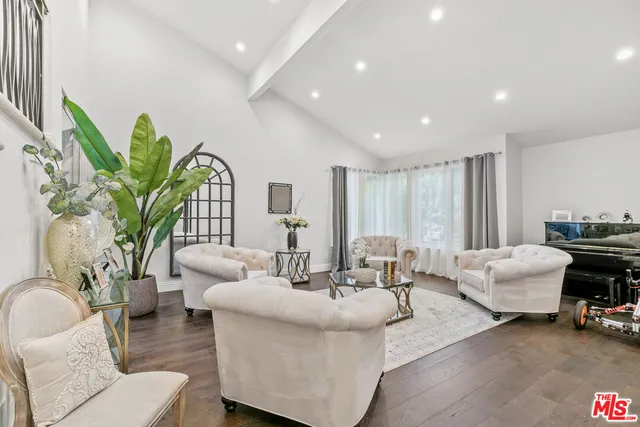 $3,190,000 | 2427 Flintridge Drive, Glendale, CA 91206