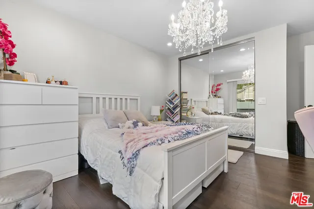 $3,190,000 | 2427 Flintridge Drive, Glendale, CA 91206