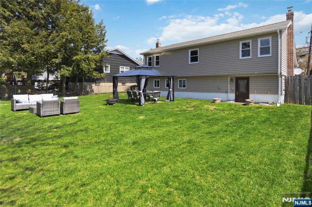 345 Saddle River Road Saddle Brook, NJ 07663 - Photo 30 of 36