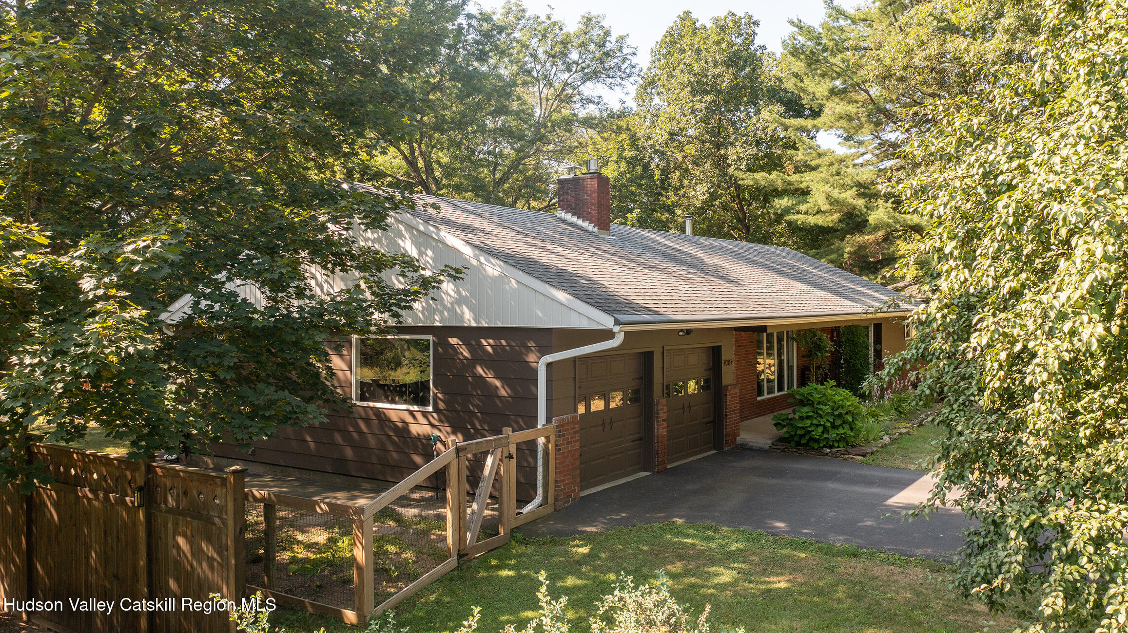 1002 Cairo Junction Road Catskill, NY 12414 - Photo 14 of 20 a backyard of a house with lots of green space