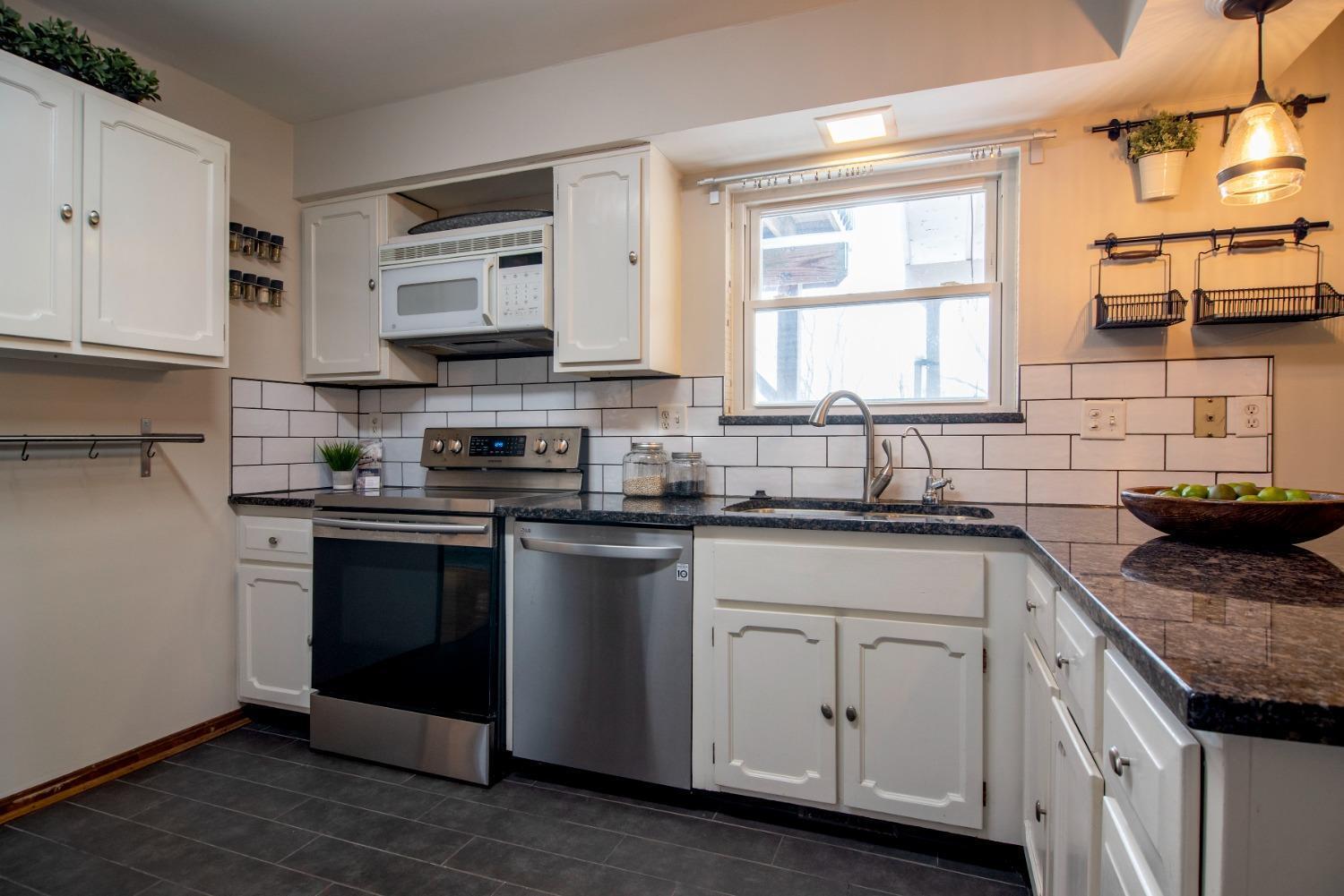 11265 Hanover Road Forest Park, OH 45240 - Photo 15 of 50 Gallery Image 15