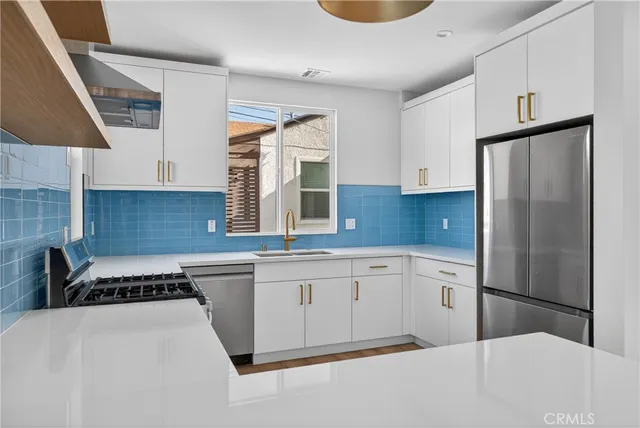 $2,095 | 11548 Burke Street, Unit B, Whittier, CA 90606