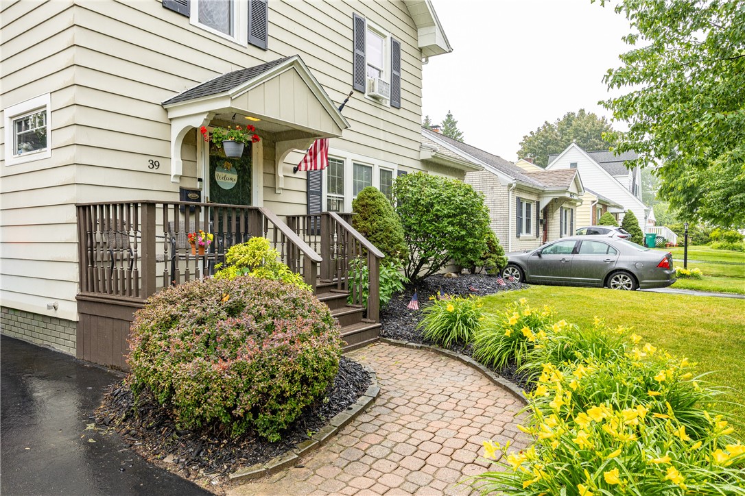 39 Brockley Road Irondequoit, NY 14609 - Photo 44 of 47