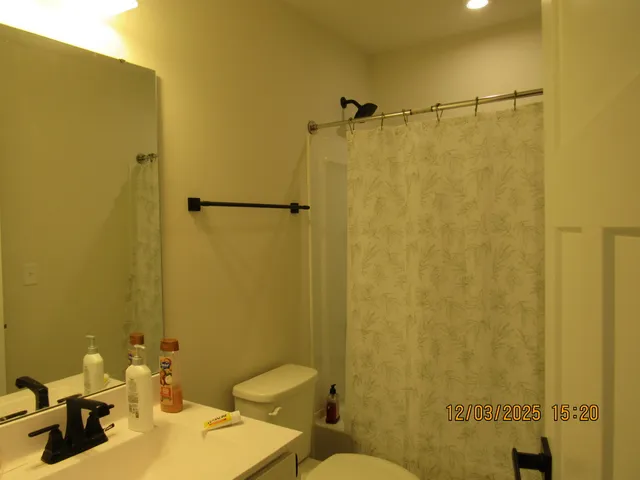 $449,900 | 155 Canterbury Way, Lake Zurich, IL 60047