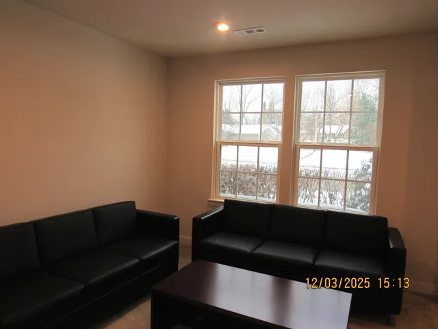 $449,900 | 155 Canterbury Way, Lake Zurich, IL 60047