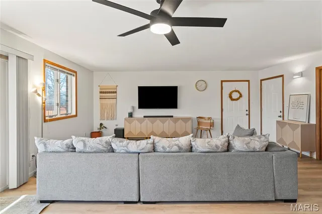 $225,000 | 38 Del Rio Avenue, Granite City, IL 62040