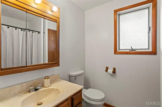 $225,000 | 38 Del Rio Avenue, Granite City, IL 62040