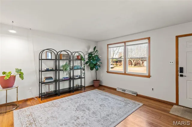 $225,000 | 38 Del Rio Avenue, Granite City, IL 62040