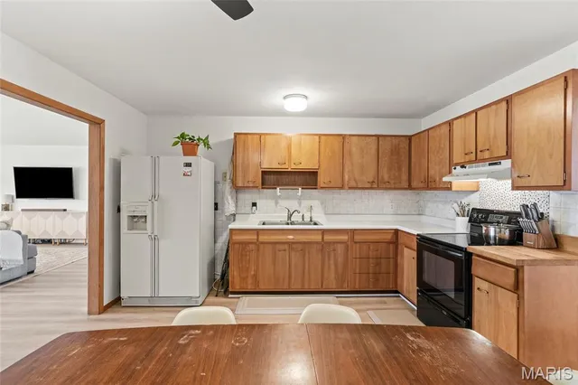 $225,000 | 38 Del Rio Avenue, Granite City, IL 62040