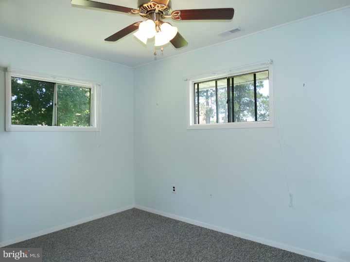 41 Inwood Road Levittown, PA 19057 - Photo 14 of 22 Gallery Image 14
