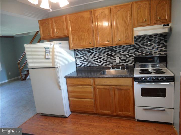 41 Inwood Road Levittown, PA 19057 - Photo 9 of 22 Gallery Image 9