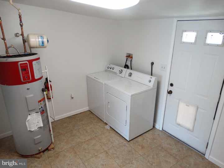 41 Inwood Road Levittown, PA 19057 - Photo 10 of 22 Gallery Image 10