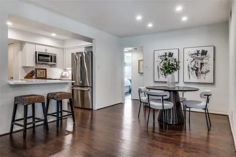 $340,000 | 6020 Birchbrook Drive, Unit 210, Dallas, TX 75206