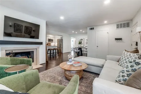 $340,000 | 6020 Birchbrook Drive, Unit 210, Dallas, TX 75206