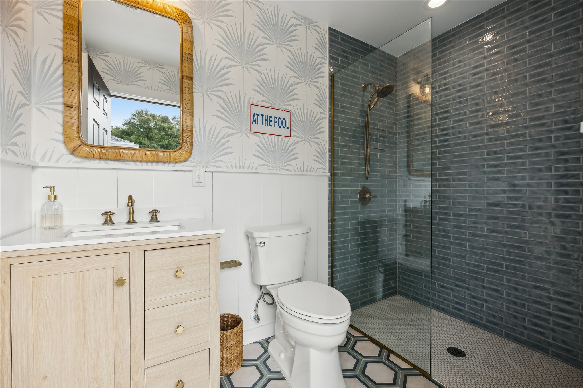 95103 Greenberry Road Fernandina Beach, FL 32034 - Photo 47 of 69 a bathroom with a sink a toilet and shower