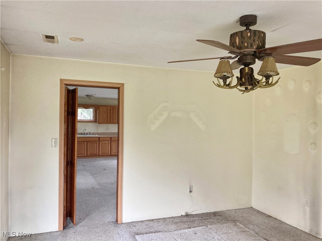 17530 Reynolds Road West Farmington, OH 44491 - Photo 17 of 19 Gallery Image 17