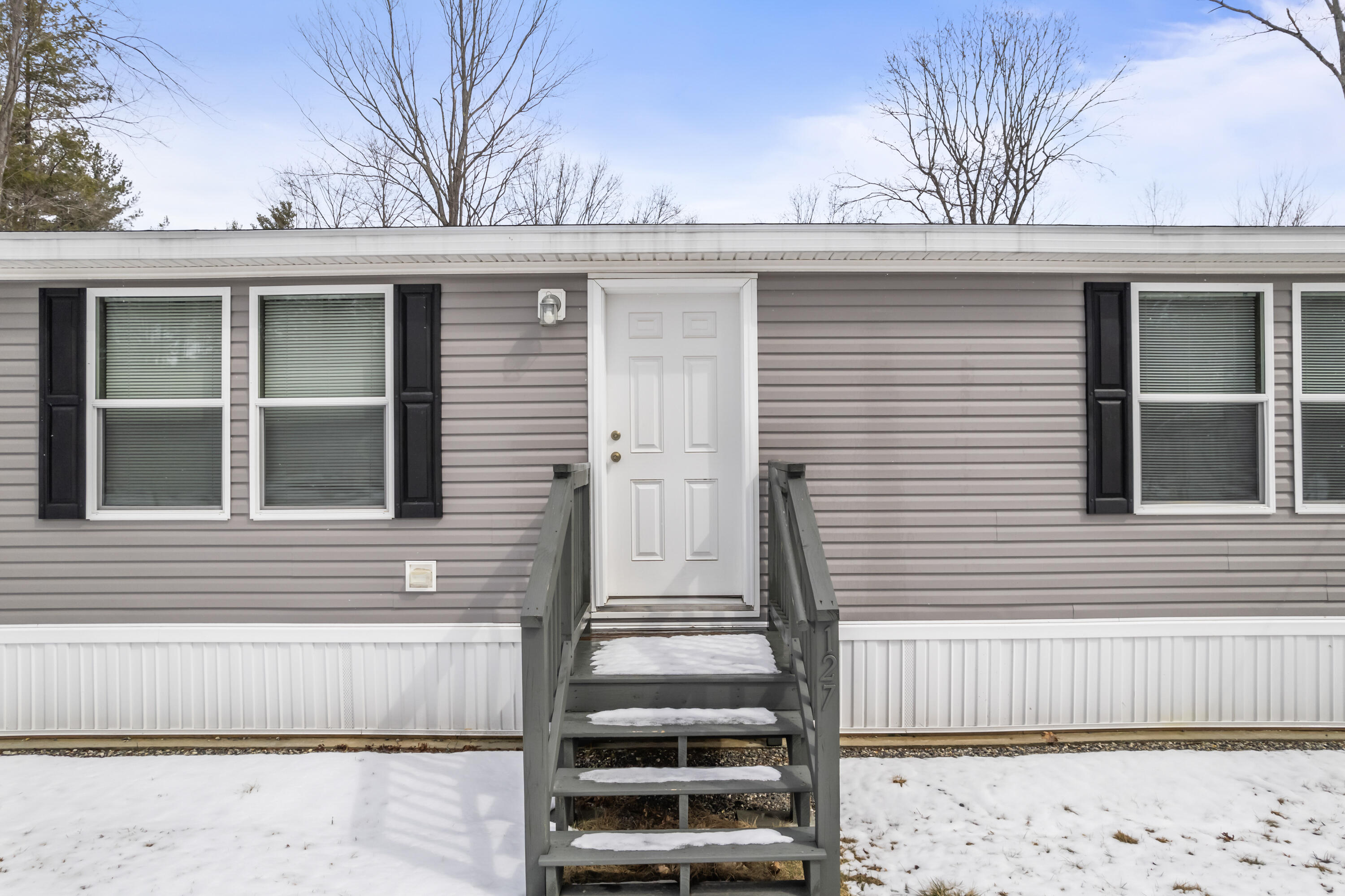 127 Webber Brook Road Oxford, ME 04270 - Photo 5 of 47 127 Webber Brook Rd_103