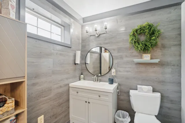 $1,250,000 | 153 May Street, Canaan, NH 03741