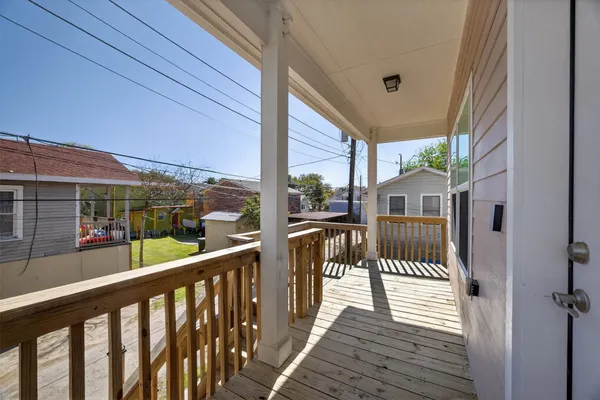$2,000 | 4507 P, Galveston, TX 77551