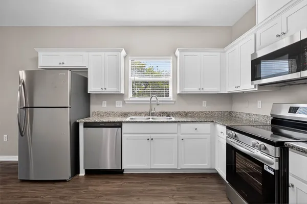 $2,000 | 4507 P, Galveston, TX 77551