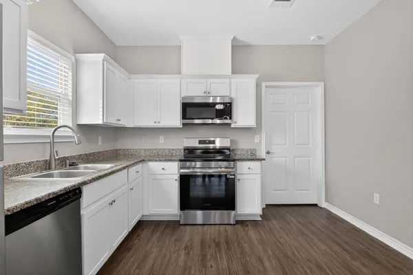 $2,000 | 4507 P, Galveston, TX 77551