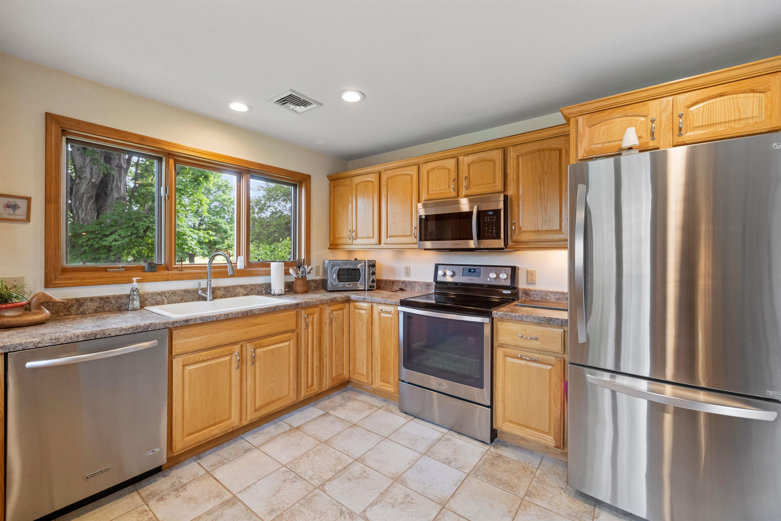 5 Fells Way, Unit C Laconia, NH 03246 - Photo 15 of 58