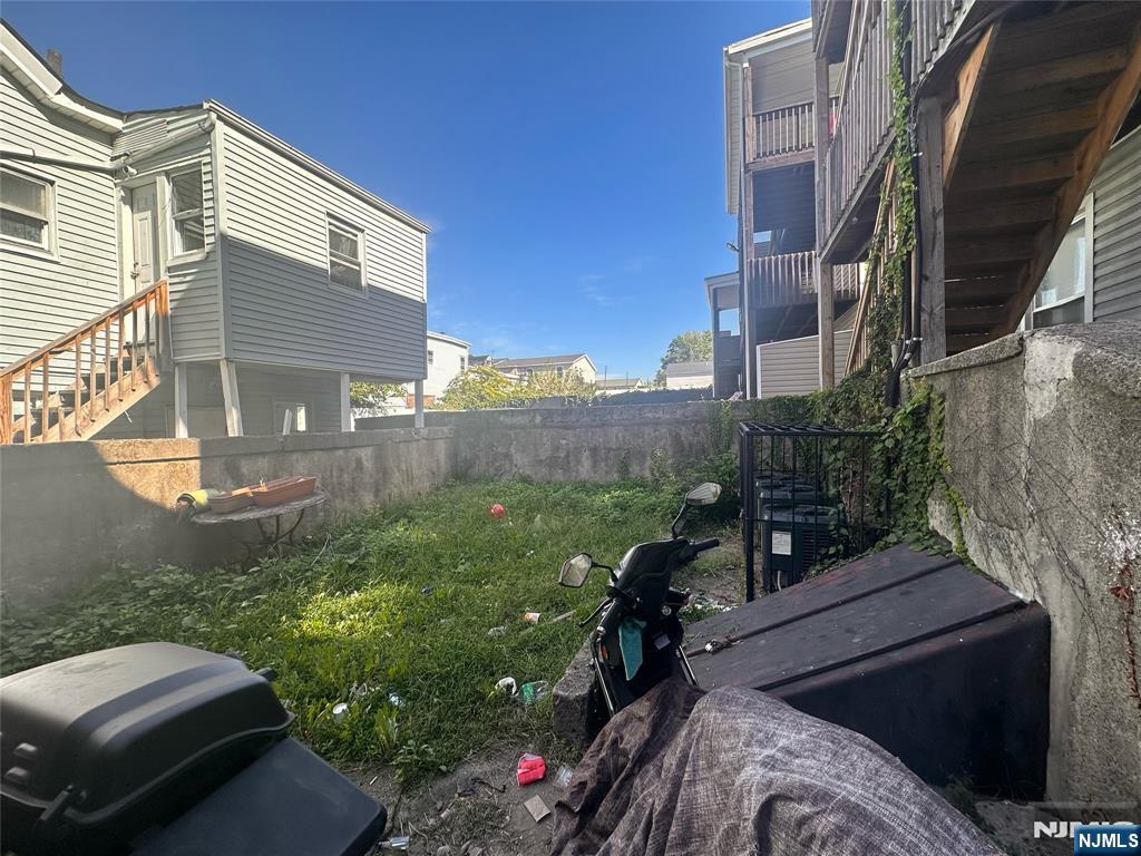 154 Butler Street Paterson, NJ 07524 - Photo 11 of 19
