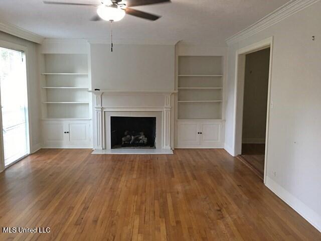 227 1st Street Southeast Magee, MS 39111 - Photo 11 of 35 Living_Area_11