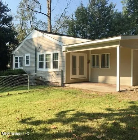 $159,900 | 227 1st Street Southeast, Magee, MS 39111