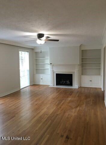 227 1st Street Southeast Magee, MS 39111 - Photo 10 of 35 Living_Area_10