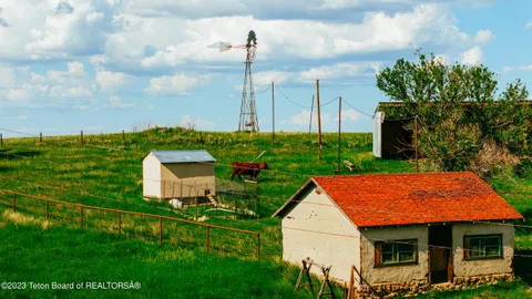 $9,500,000 | 841 Recluse Road, Recluse, WY 82725