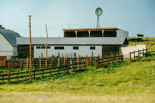 $9,500,000 | 841 Recluse Road, Recluse, WY 82725