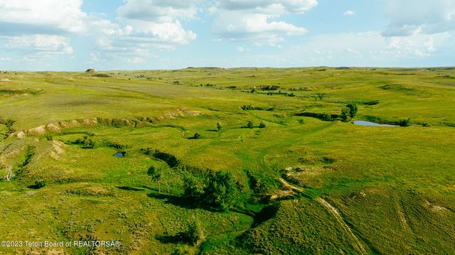 $9,500,000 | 841 Recluse Road, Recluse, WY 82725