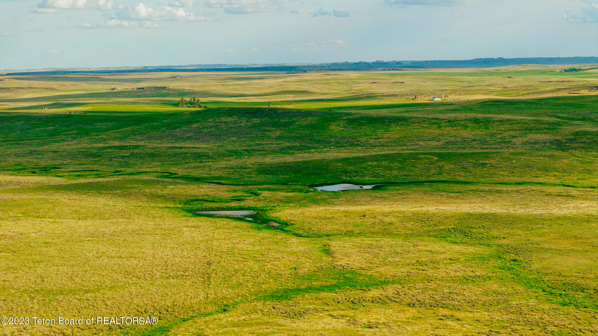 841 Recluse Road Recluse, WY 82725 - Photo 34 of 47 DJI_20230606183153_0990_D
