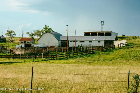 $9,500,000 | 841 Recluse Road, Recluse, WY 82725