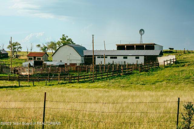 $9,500,000 | 841 Recluse Road, Recluse, WY 82725