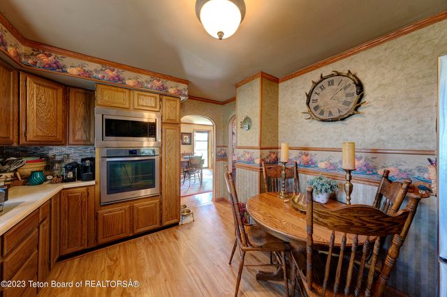 $9,500,000 | 841 Recluse Road, Recluse, WY 82725