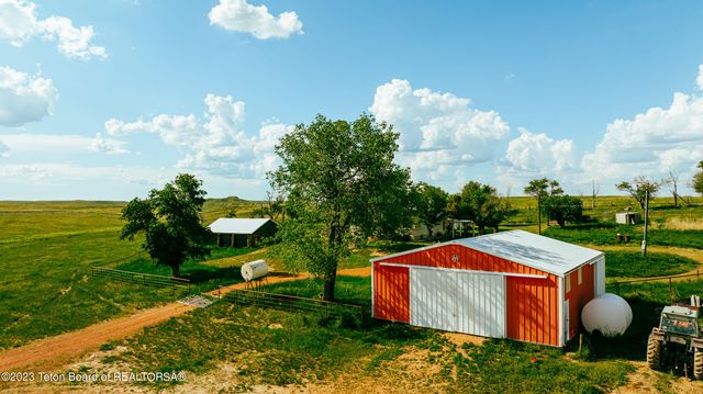 $9,500,000 | 841 Recluse Road, Recluse, WY 82725