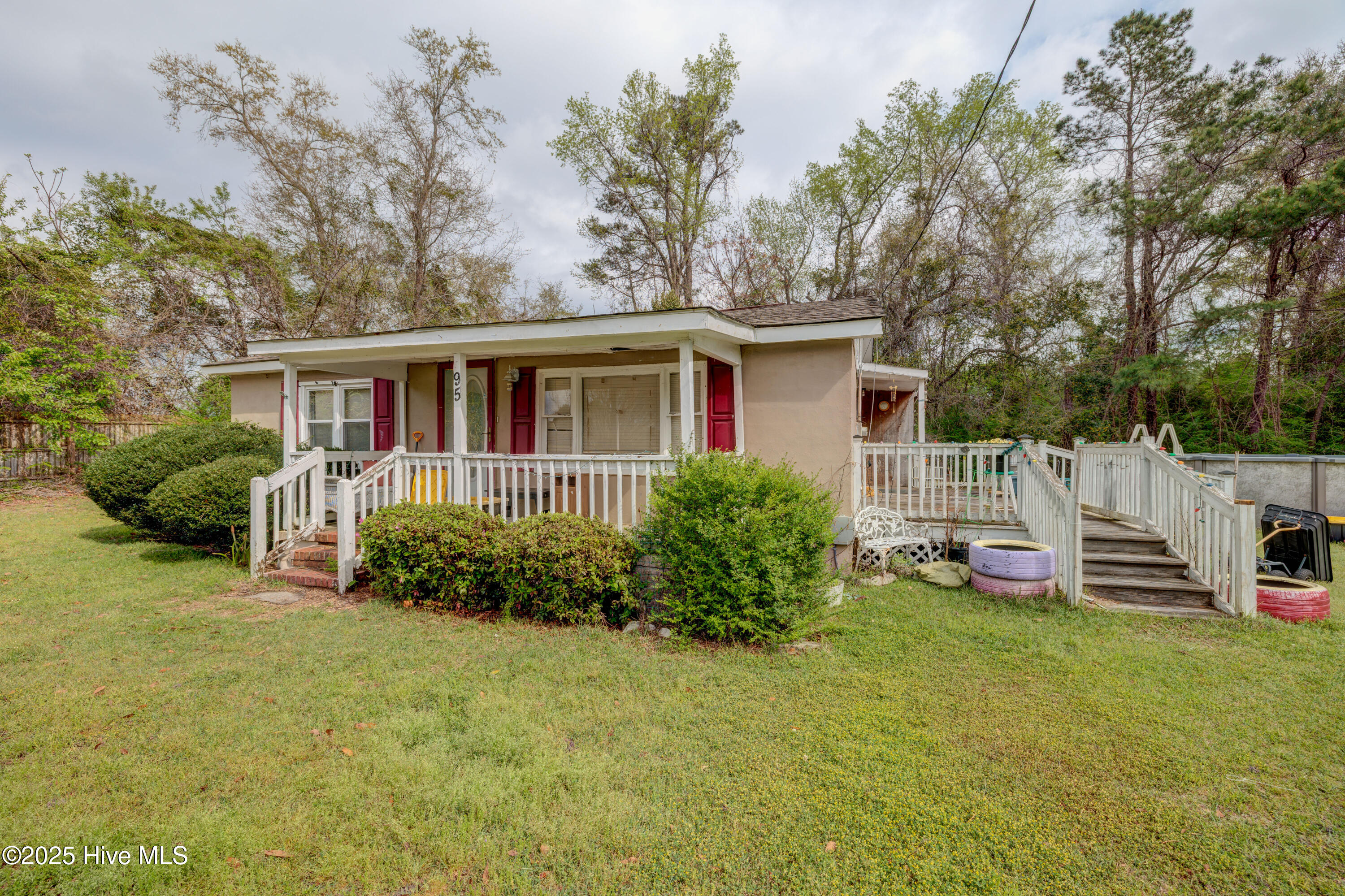 95 Peterson Road Delco, NC 28436 - Photo 1 of 20 Front