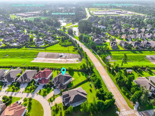 a view of an outdoor space