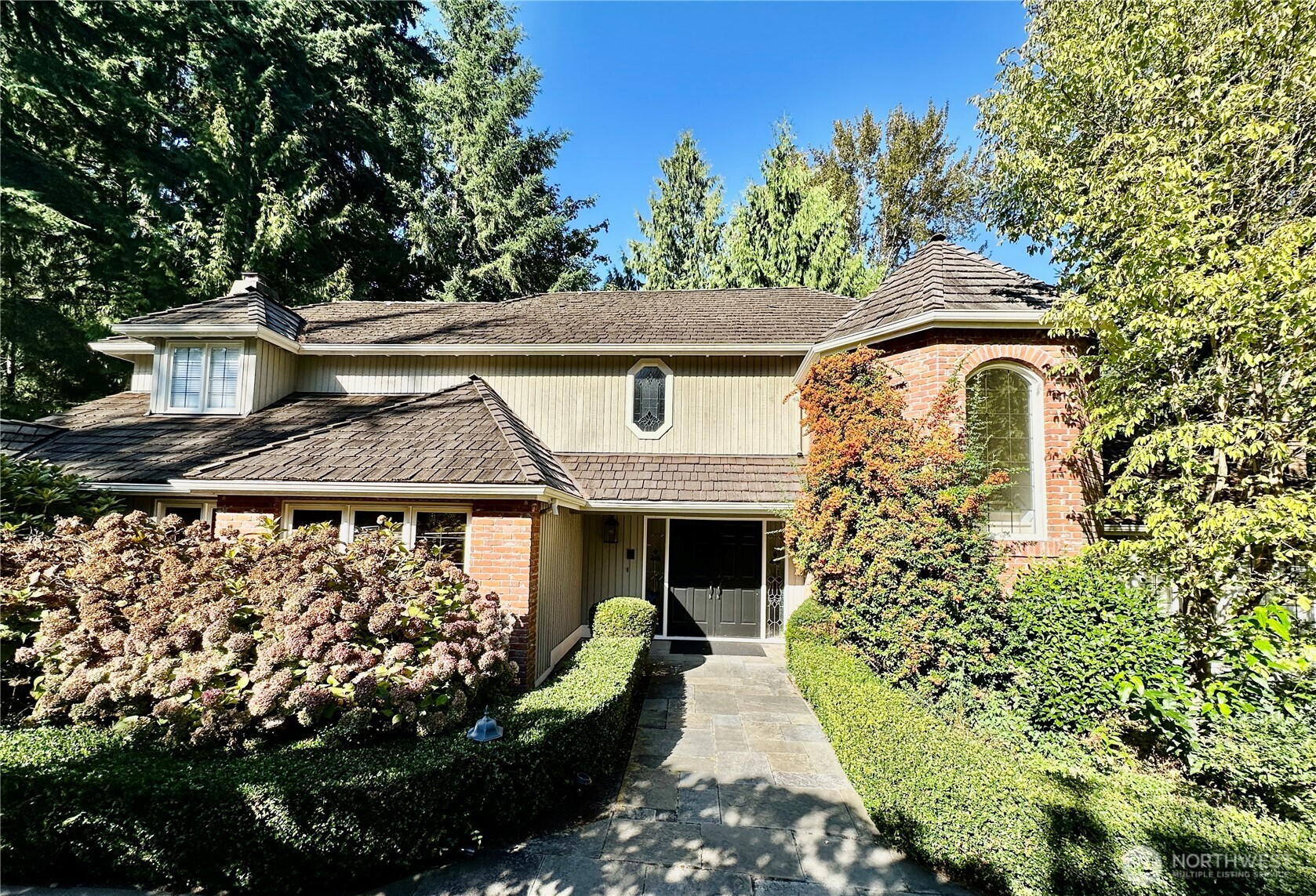 4117 117th Avenue Northeast Kirkland, WA 98033 - Photo 1 of 26