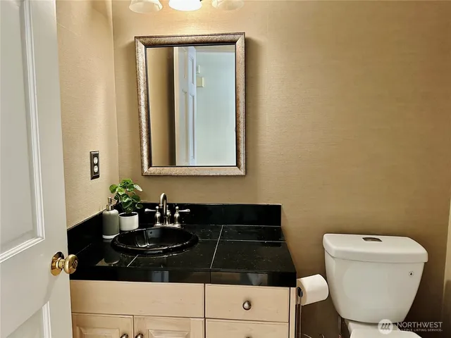 $5,600 | 4117 117th Avenue Northeast, Kirkland, WA 98033