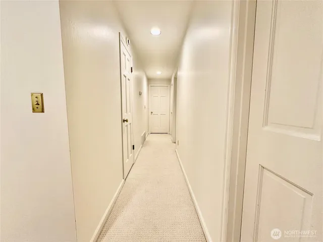 $5,600 | 4117 117th Avenue Northeast, Kirkland, WA 98033