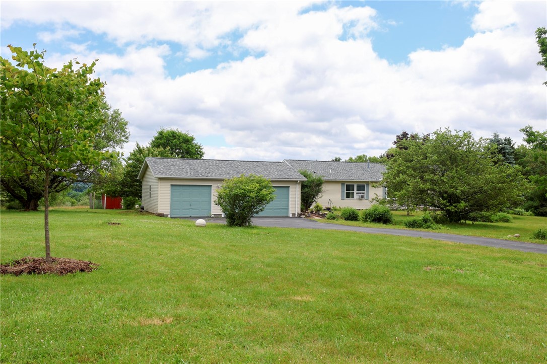 712 Veteran Hill Road Horseheads, NY 14845 - Photo 2 of 49
