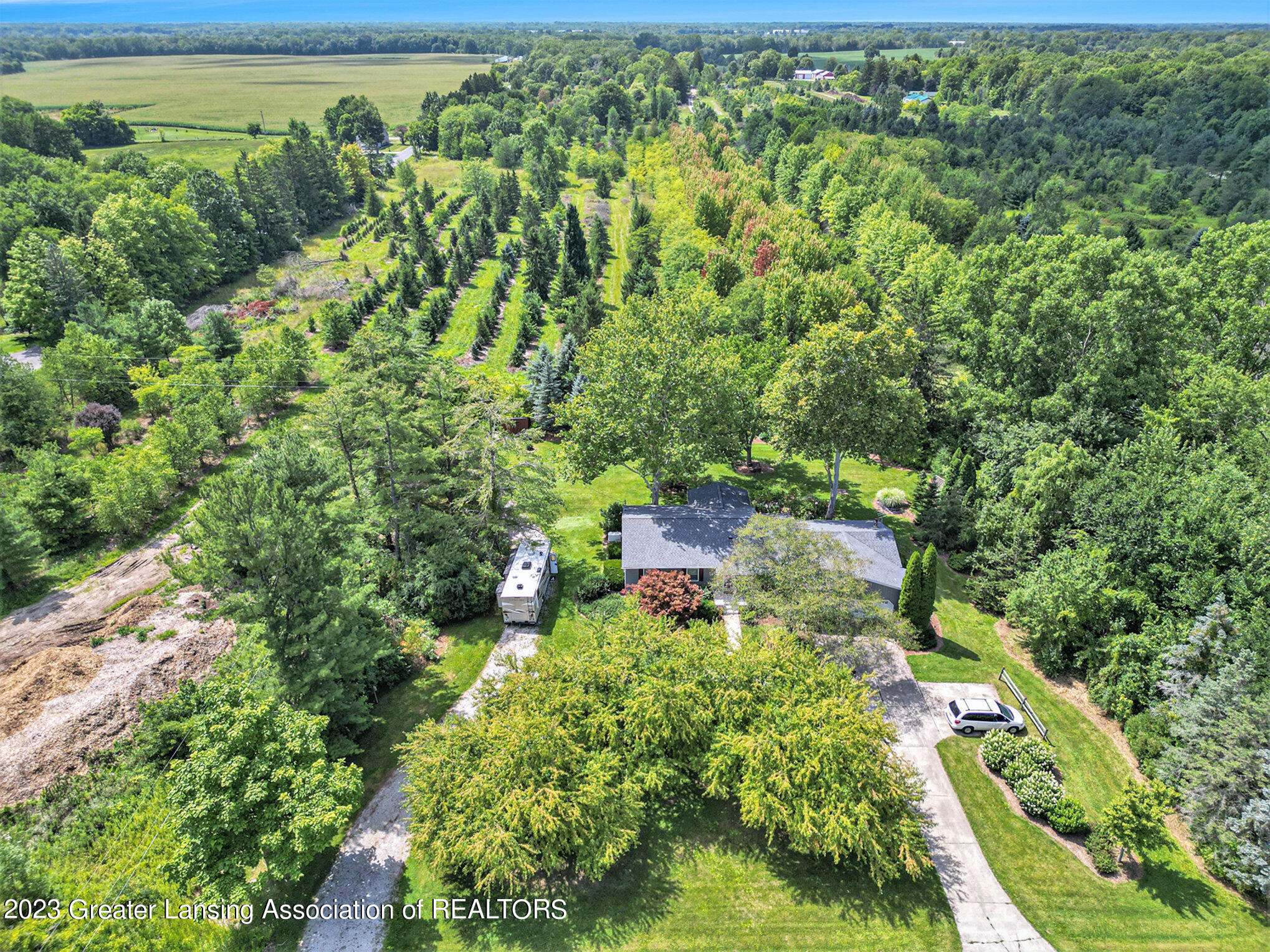 1825 Darling Road Mason, MI 48854 - Photo 34 of 36 035_dji_0570