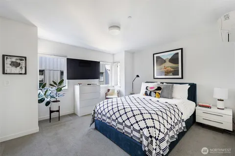 $859,995 | 1117 34th Avenue, Unit B, Seattle, WA 98122