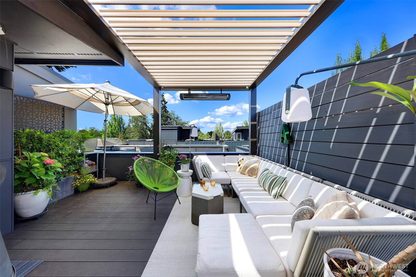 1117 34th Avenue, Unit B Seattle, WA 98122 - Photo 2 of 39