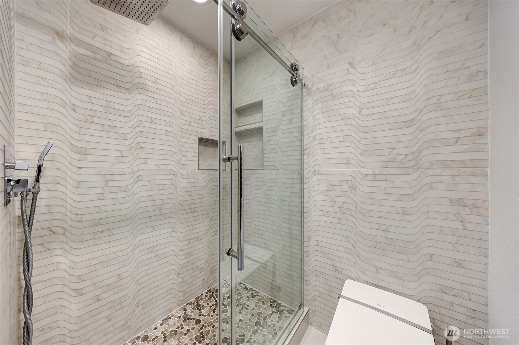 1117 34th Avenue, Unit B Seattle, WA 98122 - Photo 23 of 39