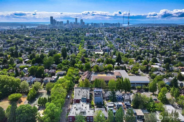 $859,995 | 1117 34th Avenue, Unit B, Seattle, WA 98122