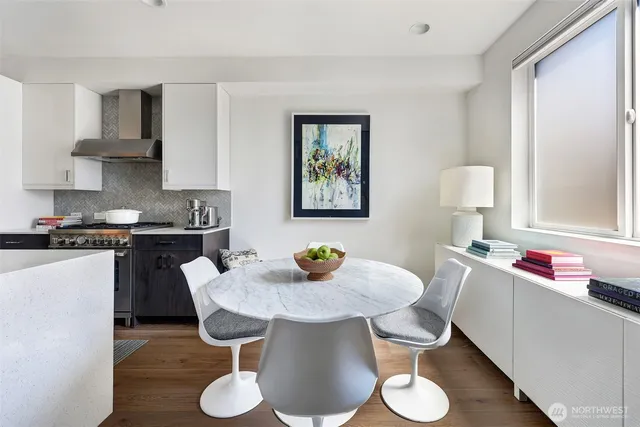 $859,995 | 1117 34th Avenue, Unit B, Seattle, WA 98122